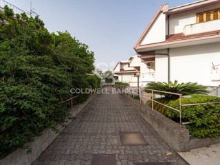 Trilocale in Vendita a Letojanni, 100'000€, 60 m²