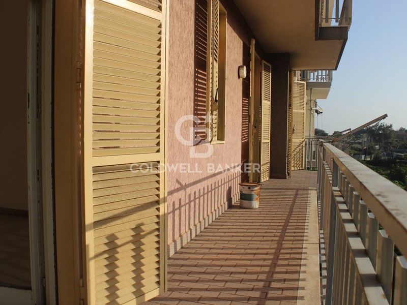 Appartamento in Vendita a Aci Catena, 98'000€, 136 m²