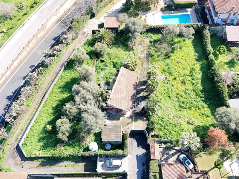 Terreno agricolo in Vendita a San Gregorio di Catania, 69'000€, 2298 m²