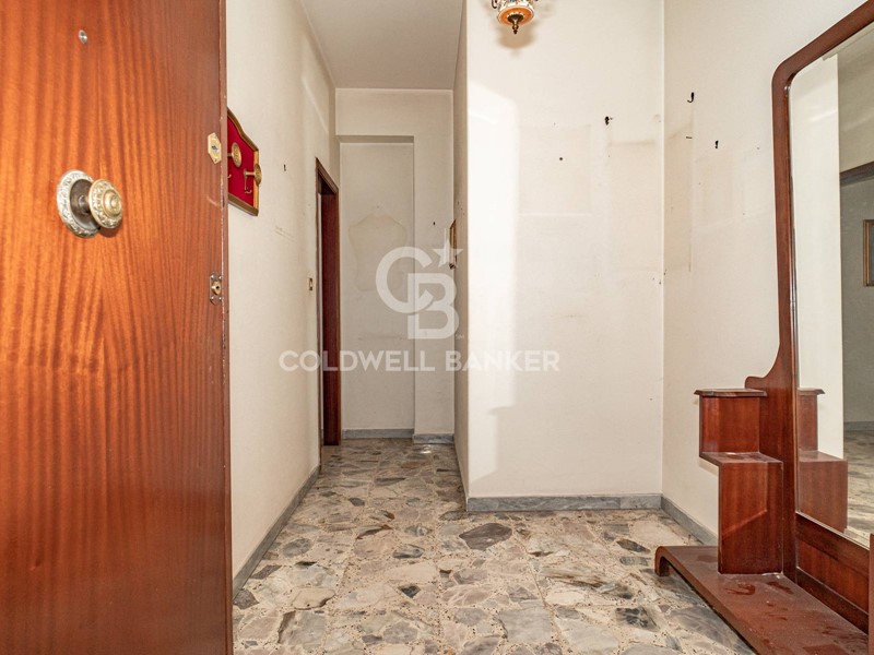Appartamento in Vendita a Acireale, 139'000€, 162 m²