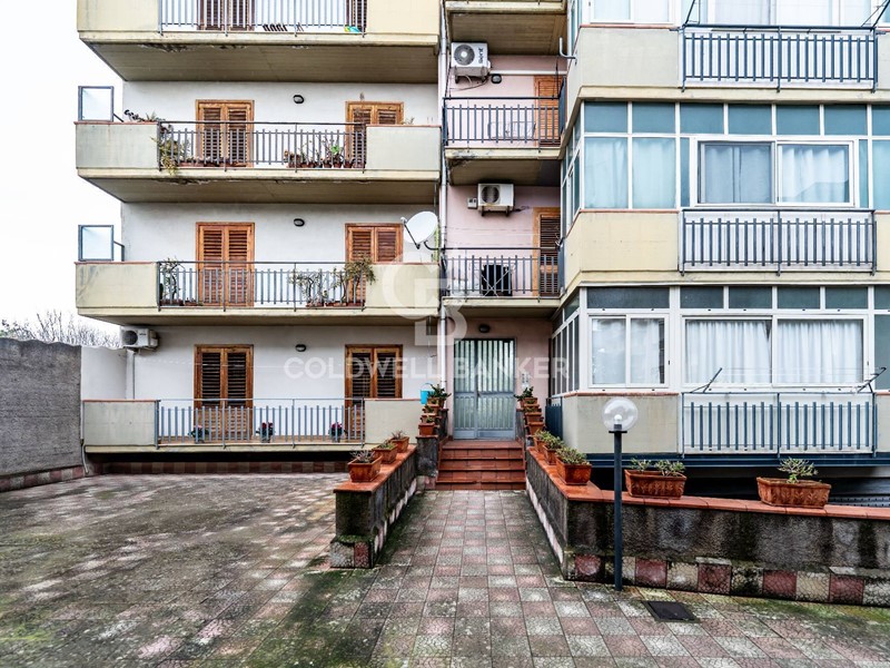 Trilocale in Vendita a Acireale, 79'000&euro;, 63 m²
