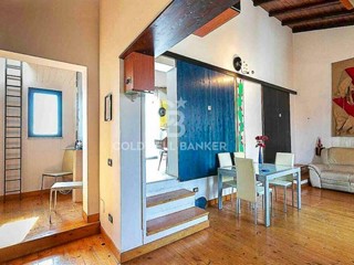 Bilocale in Vendita a Catania, 87'000&euro;, 70 m²