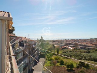 Attico in Vendita a Aci Catena, 115'000€, 116 m²