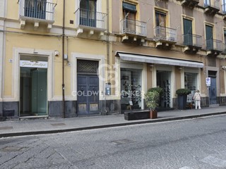 Immobile commerciale in Affitto a Acireale, 750€, 70 m²