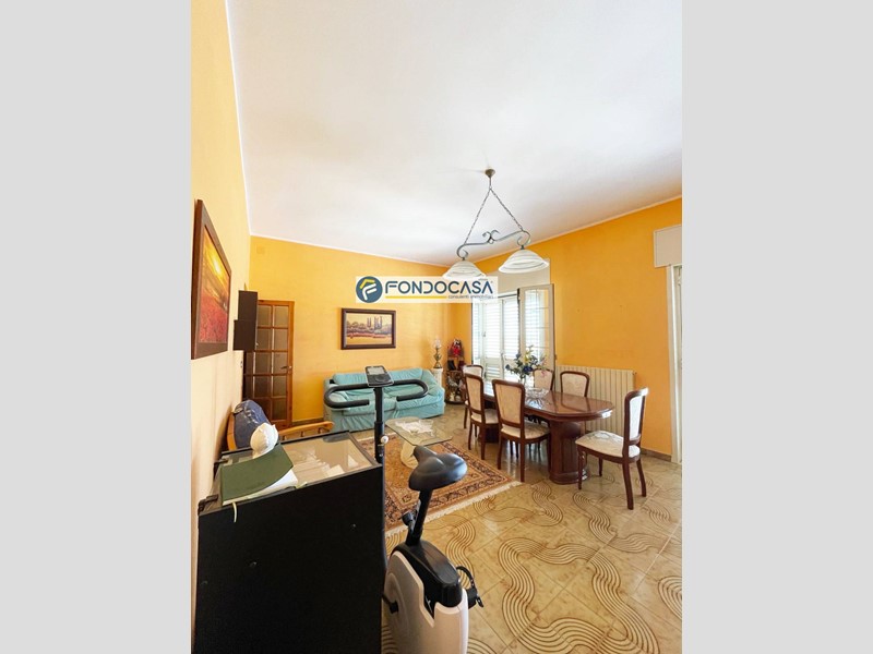 Casa Semi Indipendente in Vendita a Vernole, 97'000€, 144 m²