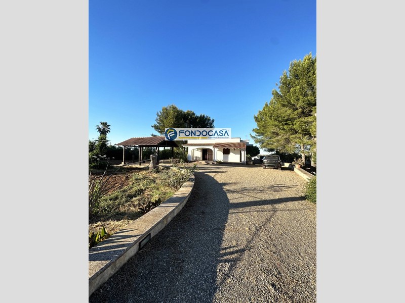 Villa in Vendita a San Vito dei Normanni, 158'000€, 80 m²