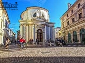 Negozio in Affitto a Treviso, 1'400€, 49 m²