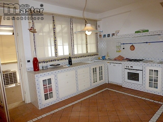 Attico in Vendita a Treviso, 630'000€, 240 m²