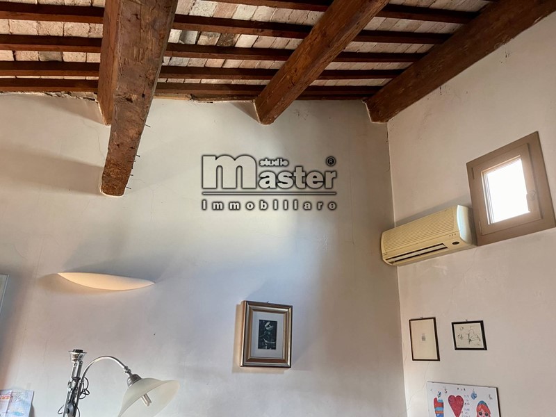 Appartamento in Vendita a Treviso, 240 m²