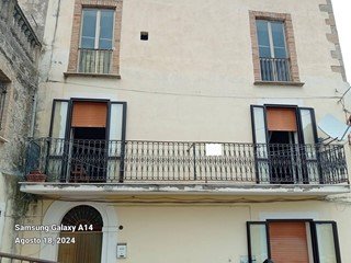 Appartamento in Vendita a Mafalda, 84'000€, 187 m²