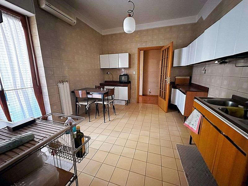 Appartamento in Vendita a Siracusa, 149'000&euro;, 172 m²