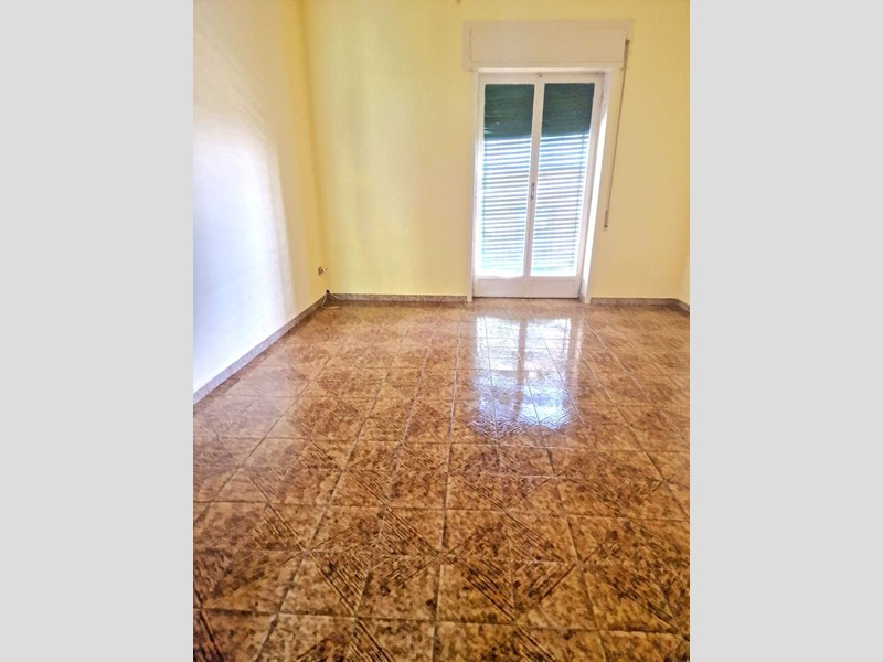 Quadrilocale in Vendita a Siracusa, 83'000&euro;, 110 m²