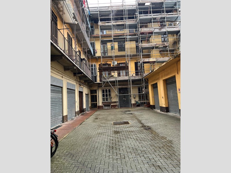 Negozio in Vendita a Torino, 99'000€, 92 m²