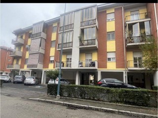 Quadrilocale in Vendita a Asti, 109'000€, 110 m²