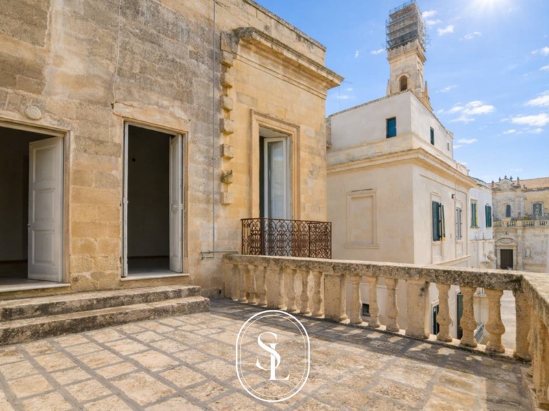 Appartamento in Vendita a Lecce, 1'088'000&euro;, 235 m²