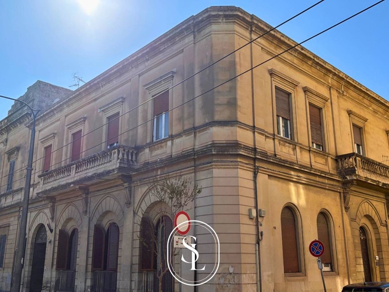 Appartamento in Vendita a Lecce, 1'200'000€, 745 m²