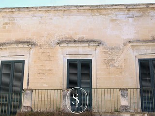 Appartamento in Vendita a Lecce, 468'000€, 250 m²