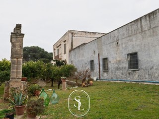 Rustico in Vendita a Nardò, 388'000€, 300 m²