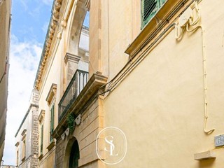 Casa Indipendente in Vendita a Nardò, 700'000€, 780 m²