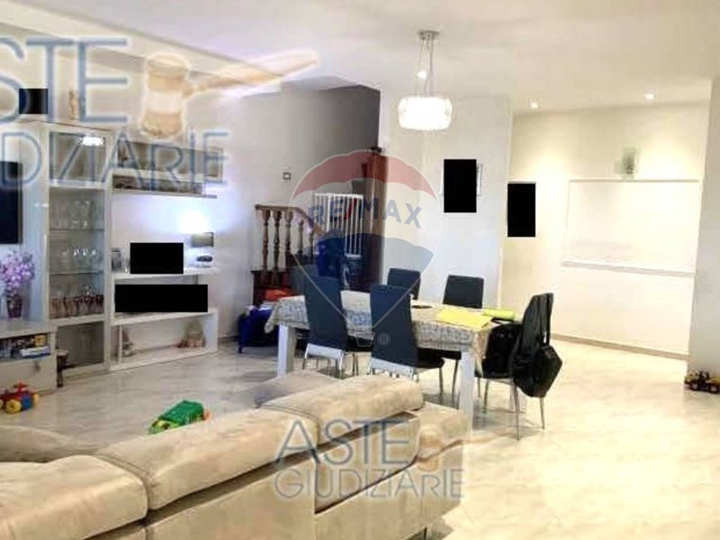 Appartamento in Vendita a Sabaudia, 140'158&euro;, 192 m²