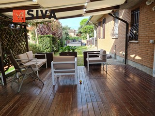 Casa Indipendente in Vendita a Ravenna, 550'000€, 164 m²