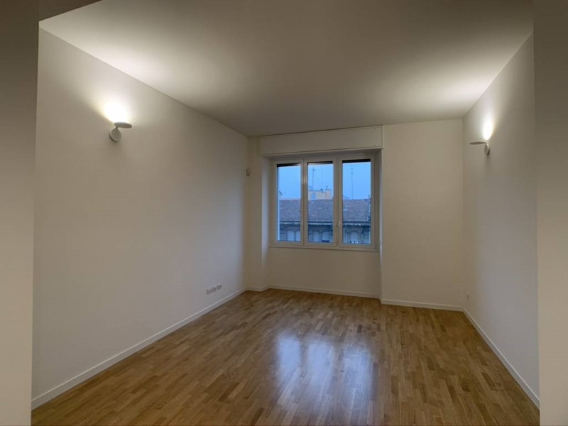 Trilocale in Affitto a Milano, 1'670€, 97 m²