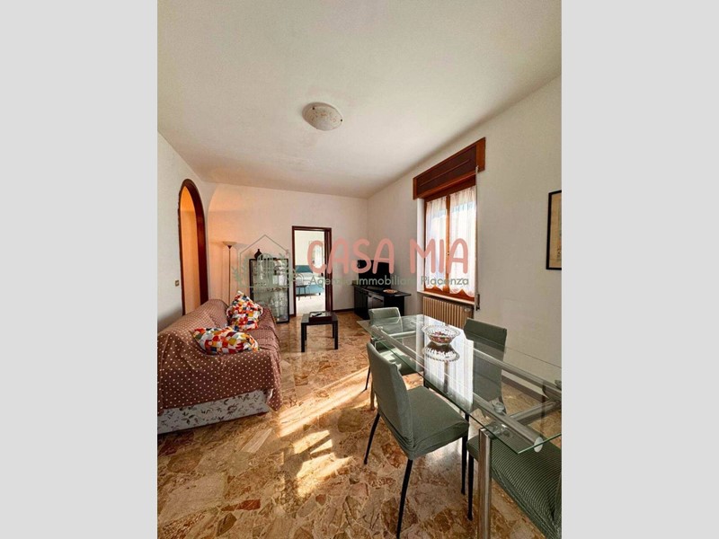 Quadrilocale in Vendita a Rottofreno, 145'000€, 127 m²