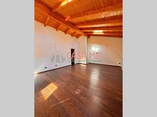 Trilocale in Vendita a Rottofreno, 200'000€, 163 m²