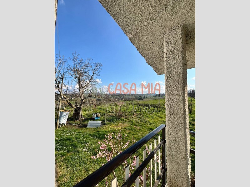 Villa in Vendita a Carpaneto Piacentino, 270'000€, 227 m²