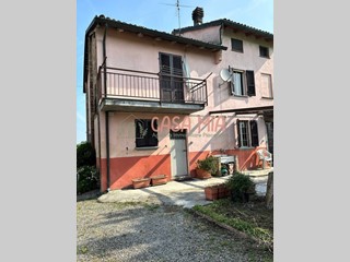 Casa Indipendente in Vendita a Calendasco, 125'000€, 175 m²