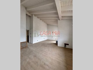 Trilocale in Vendita a Gossolengo, 280'000€, 105 m²