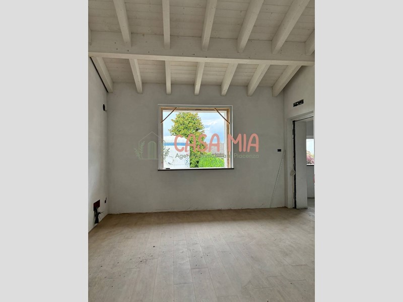 Trilocale in Vendita a Gossolengo, 305'000€, 105 m²