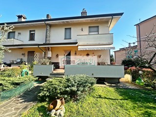 Casa Semi Indipendente in Vendita a Massarosa, 330'000€, 150 m²