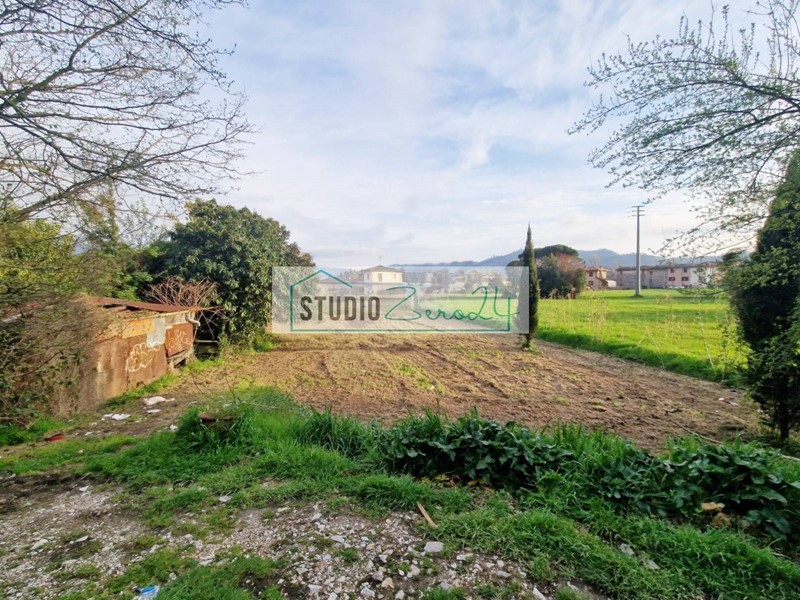 Terreno agricolo in Vendita a Camaiore, 49'000&euro;, 1700 m²