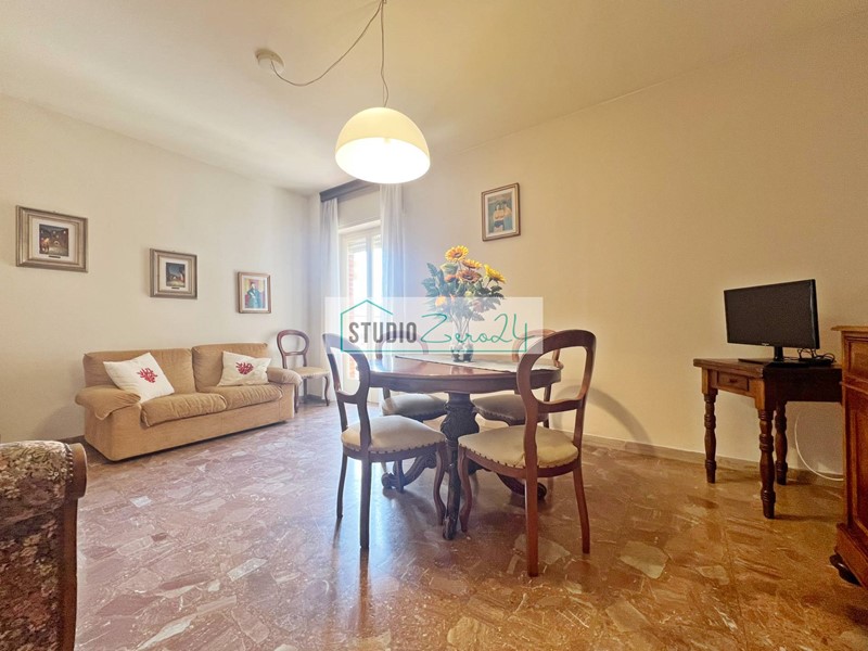 Trilocale in Vendita a Camaiore, 370'000&euro;, 95 m²