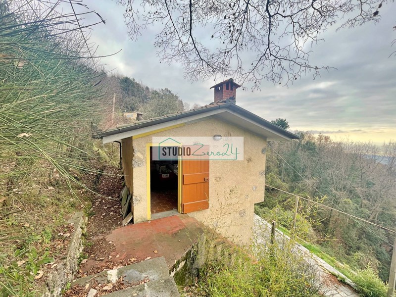Terreno agricolo in Vendita a Pietrasanta, 65'000€, 3500 m²