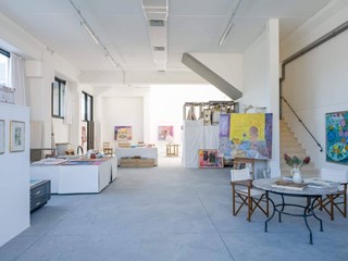 Capannone in Vendita a Pietrasanta, 550'000€, 385 m²