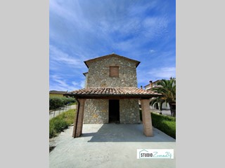 Casa Indipendente in Vendita a Avigliano Umbro, 230'000€, 123 m²