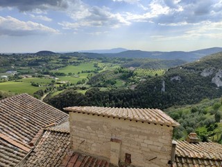 Trilocale in Vendita a Amelia, 87'000€, 150 m²