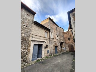 Bilocale in Vendita a Amelia, 52'000€, 80 m²