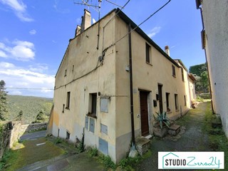 Bilocale in Vendita a Amelia, 78'000€, 31 m²