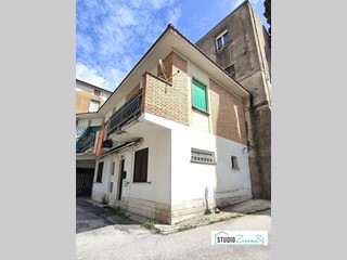 Bilocale in Vendita a Amelia, 58'000€, 46 m²