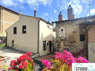 Trilocale in Vendita a Amelia, 69'000€, 55 m²