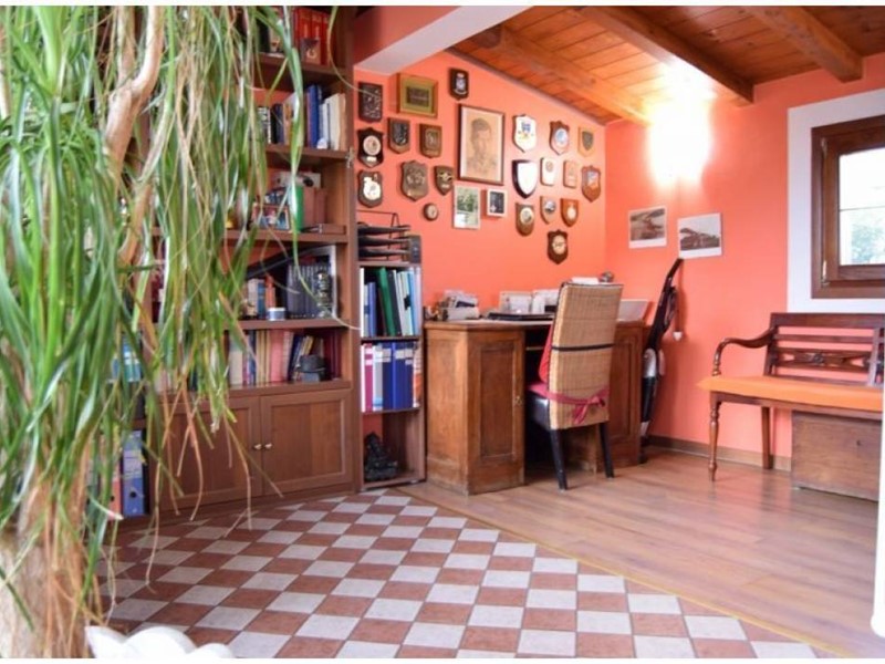 Casa Semi Indipendente in Vendita a Treviso, 325'000€, 200 m²