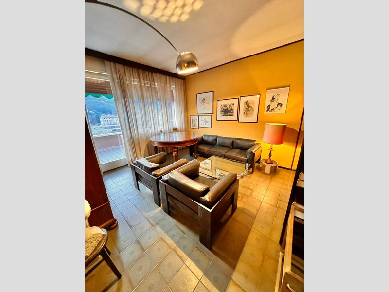 Appartamento in Vendita a Vittorio Veneto, 260'000€, 240 m²