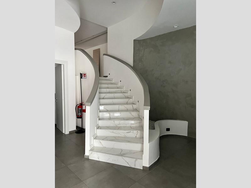 Immobile commerciale in Vendita a Bergamo, 430'000€, 200 m²