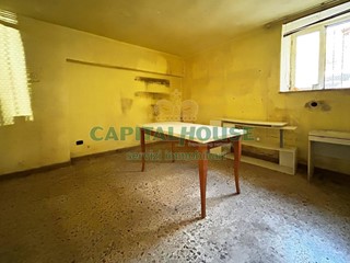 Magazzino in Vendita a Saviano, 28'000€, 75 m²