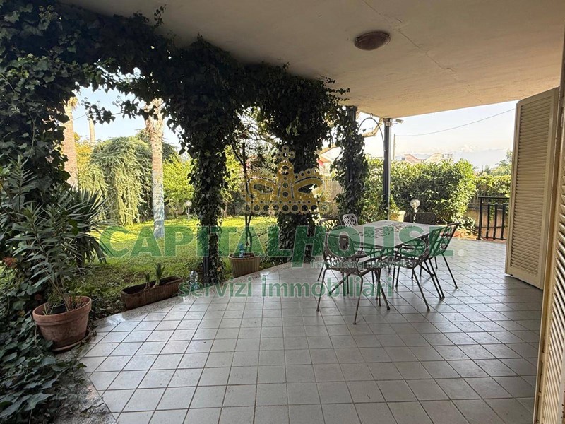 Casa Semi Indipendente in Vendita a Scisciano, 300'000€, 190 m²