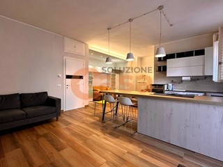 Casa Indipendente in Vendita a Piacenza, 750'000€, 500 m²