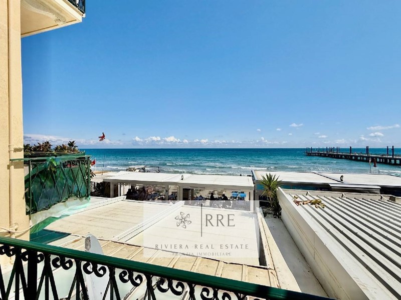 Trilocale in Vendita a Alassio, 980'000€, 70 m²